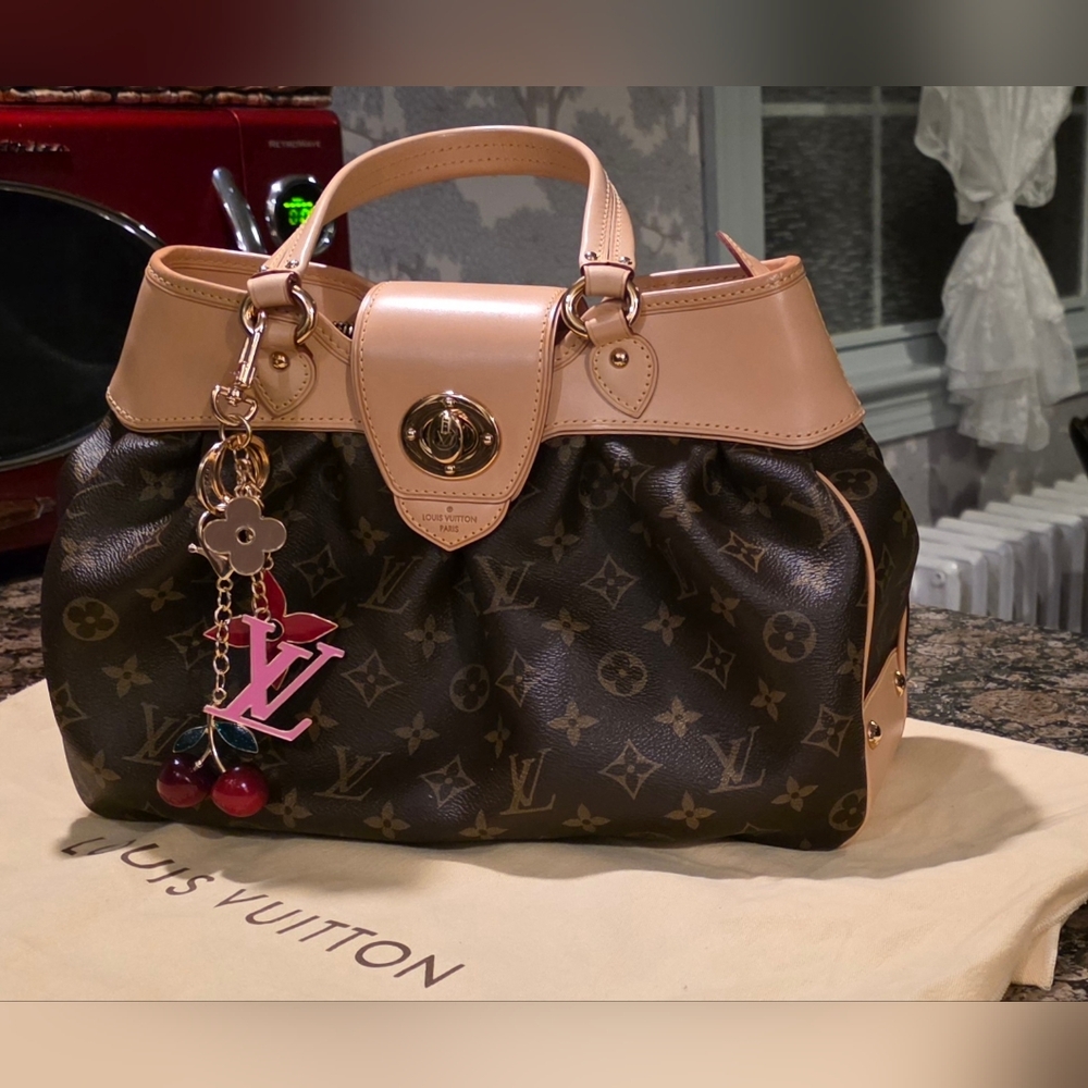 《NEW 2010》 Boetie PM Crossbody/Handbag Satchel Monogram Canvas Louis Vuitton